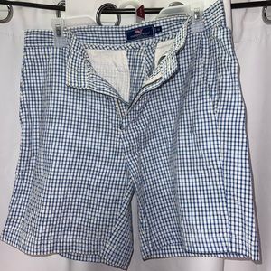Vineyard vines breaker shorts, only worn a few times.